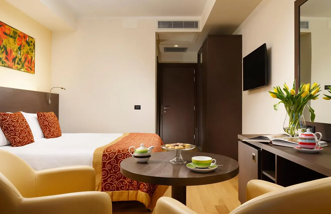 Hotel Diamante-1