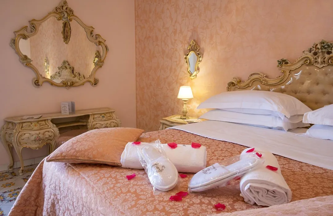 Grand Hotel La Sonrisa-1