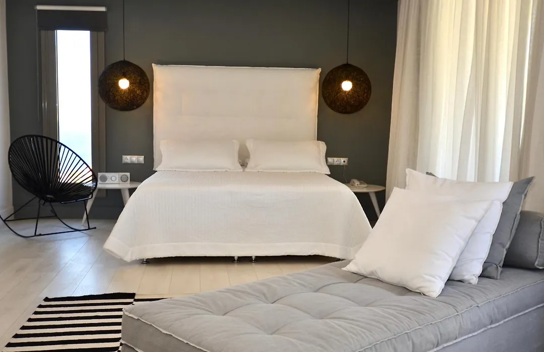 Ino Hotel & Suites-1