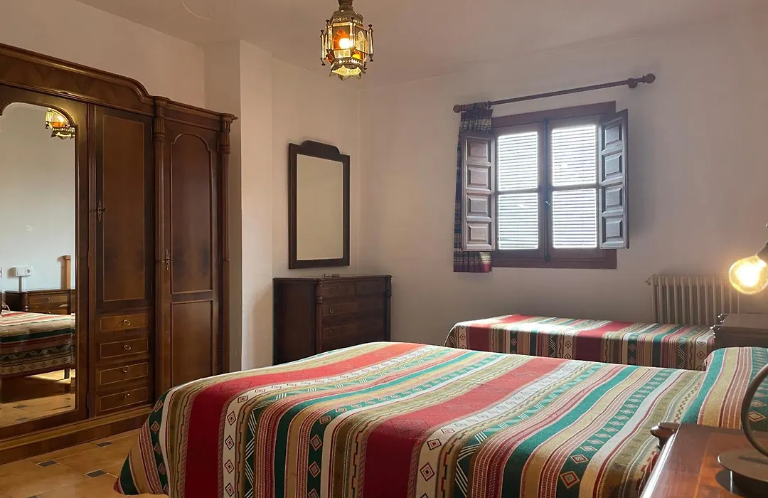 Hostal Rural Poqueira-1