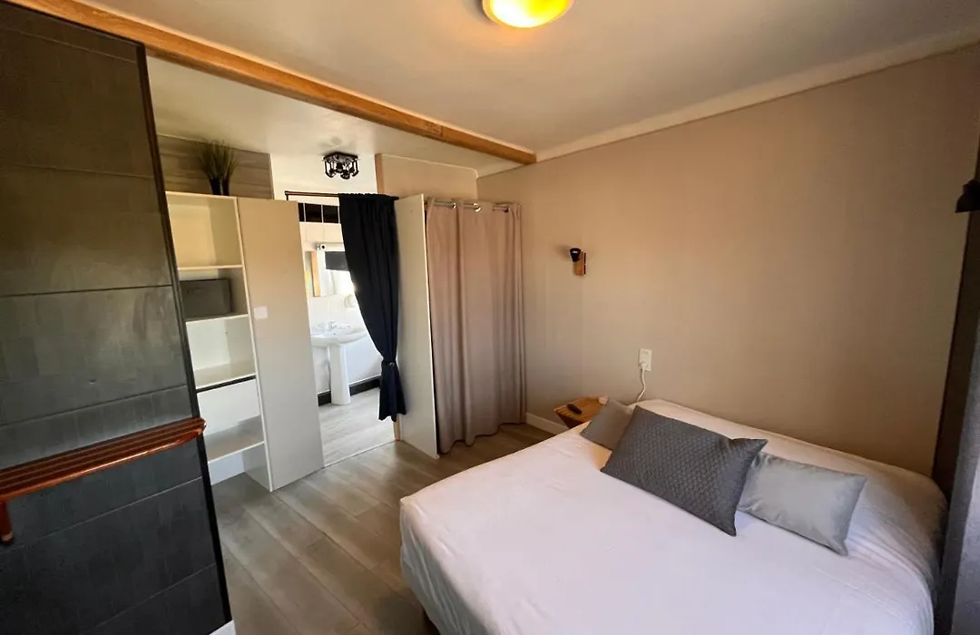 Hôtel des îles-1