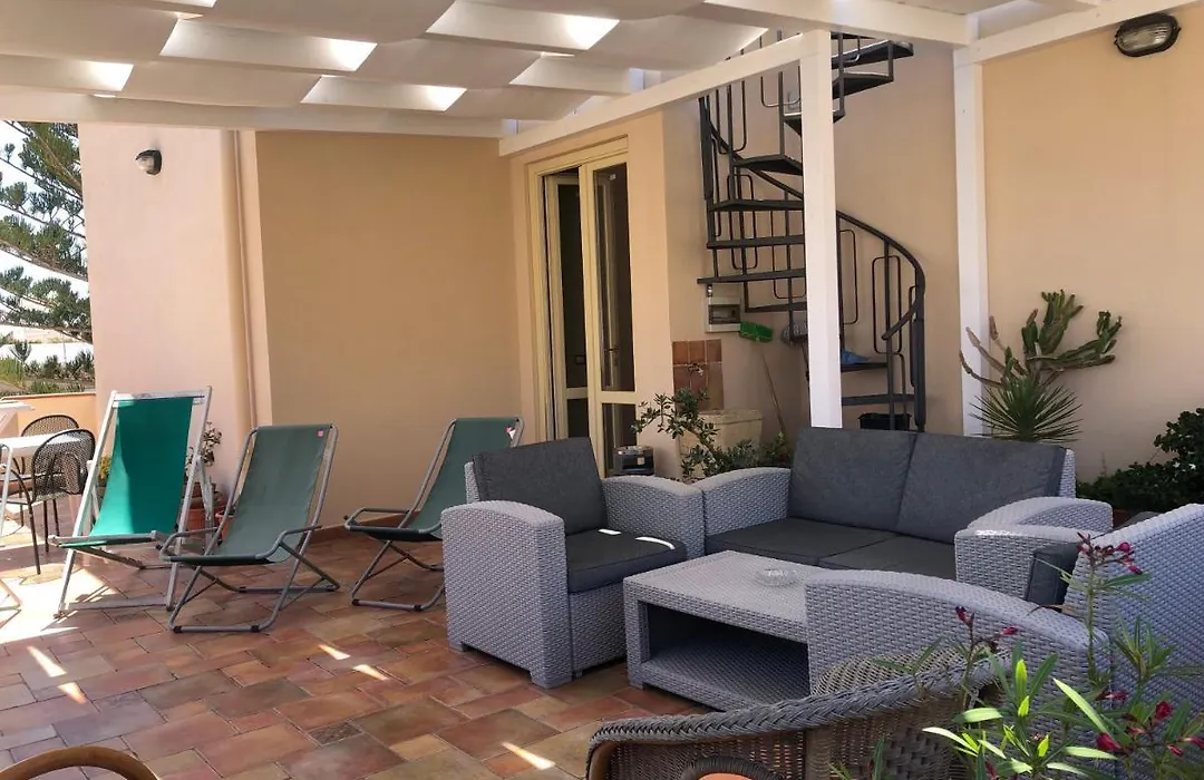 Albergo Bouganville-1