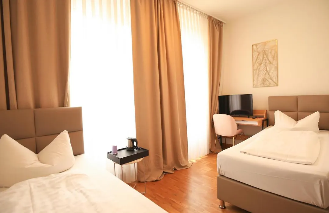 TM Hotel Düsseldorf-1