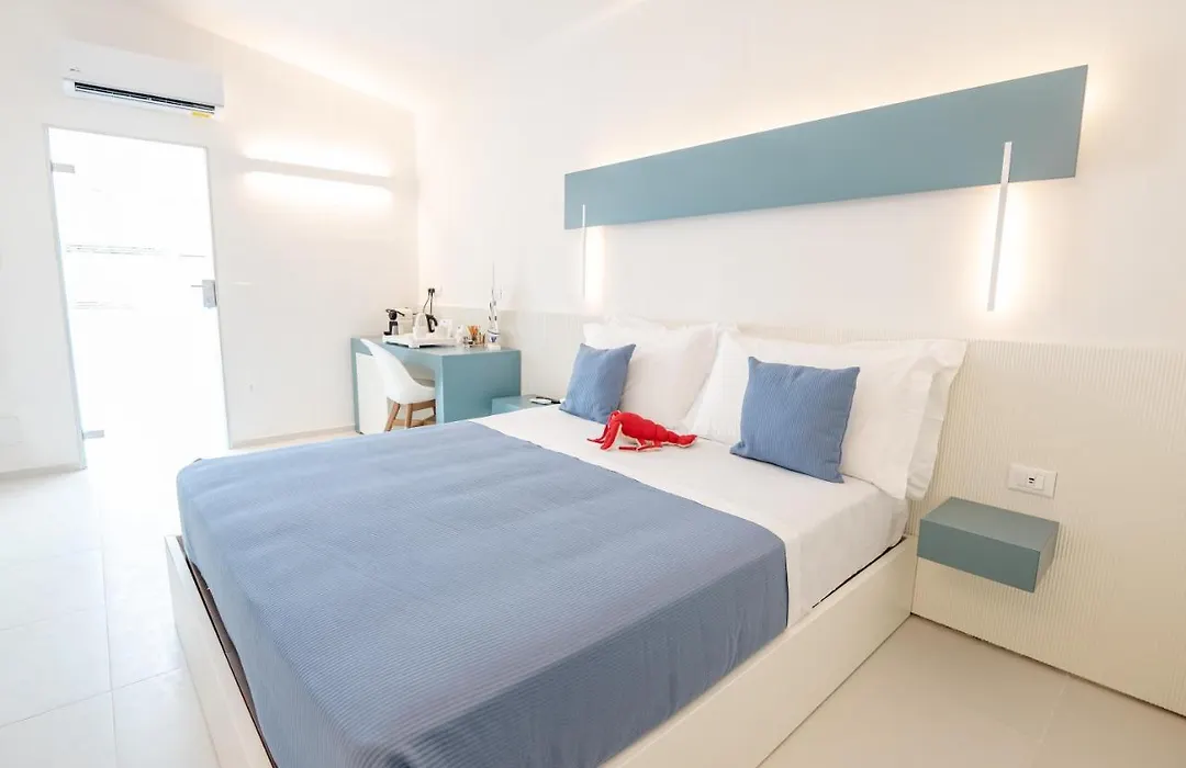 Sant'Elia Deluxe Rooms-1