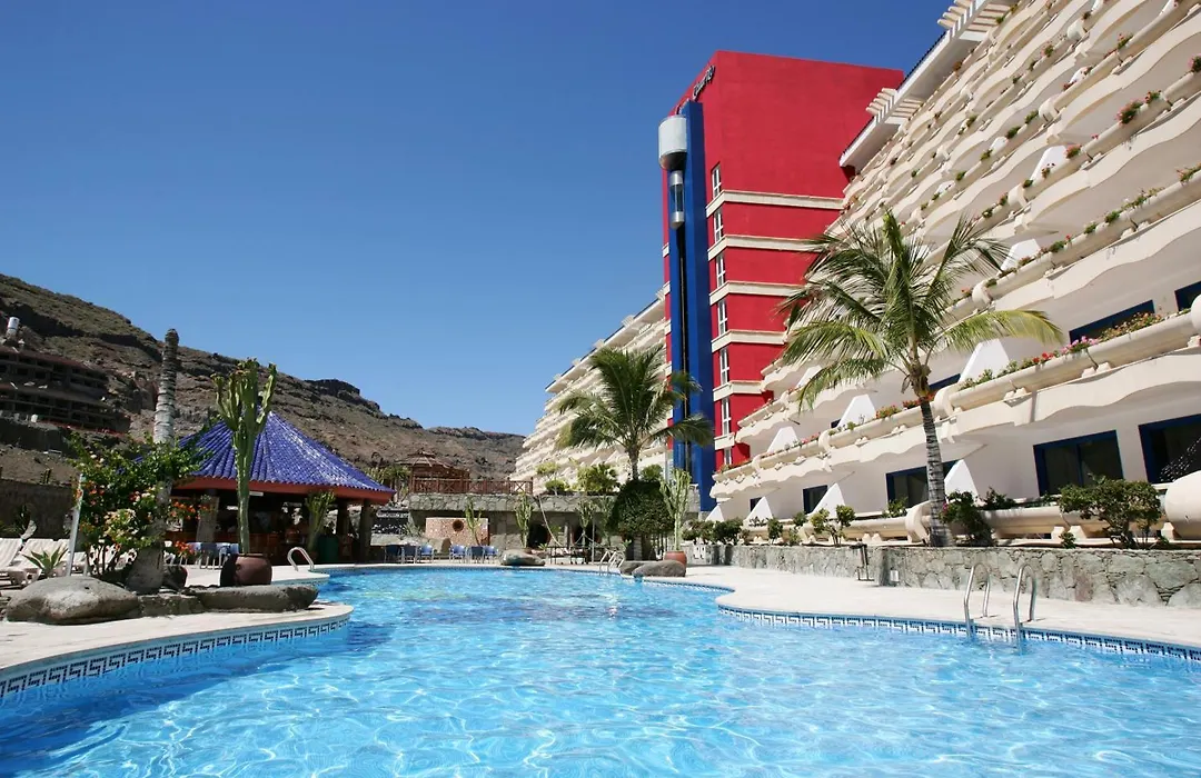 Hotel Livvo Lago Taurito & Aquapark-1