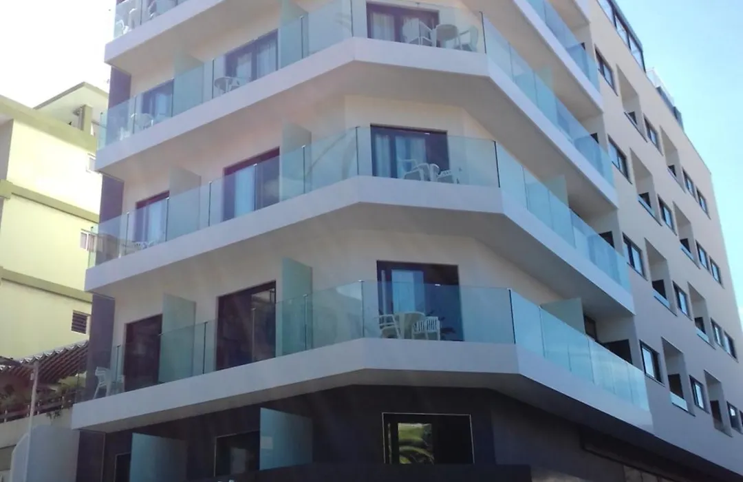 Hotel Tropical-1
