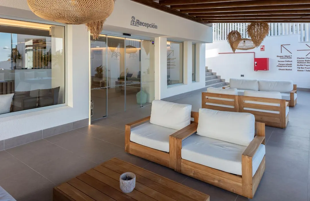 Ohasis Boutique Suites-1