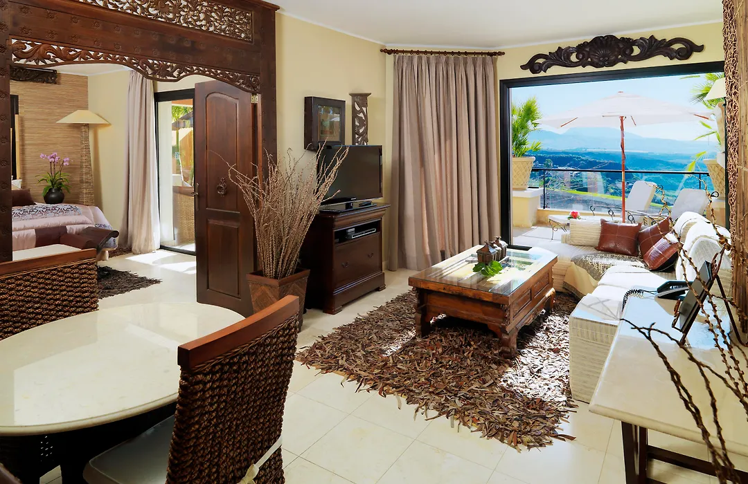 Royal Garden Villas, Luxury Hotel-1