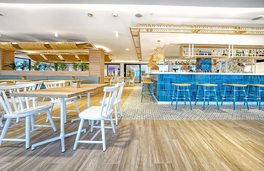 Broncemar Beach Suites-1