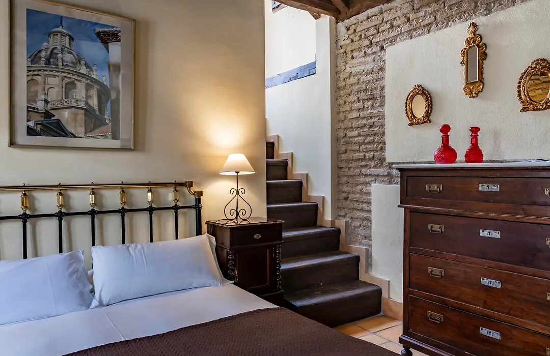 Casa Del Capitel Nazari-1