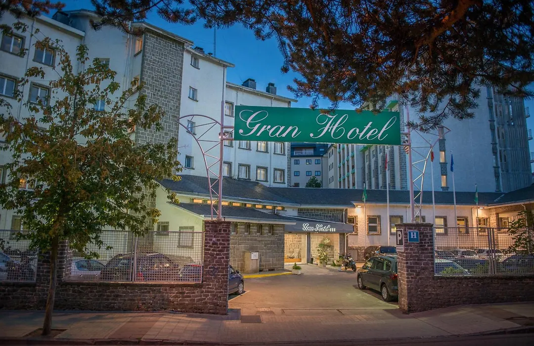 Gran Hotel de Jaca-1