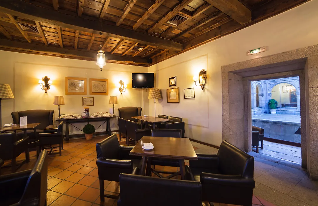 Parador De Monforte De Lemos-1