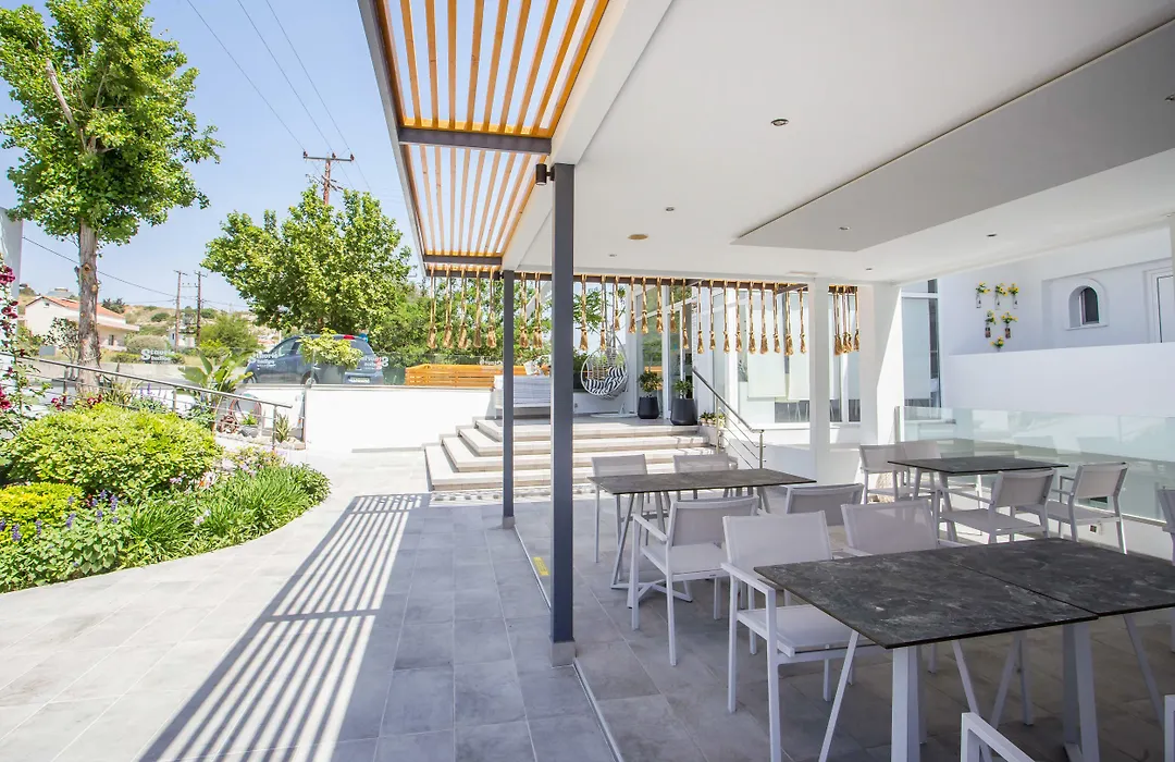 Casastavris - Aparts & Pool Suites-1