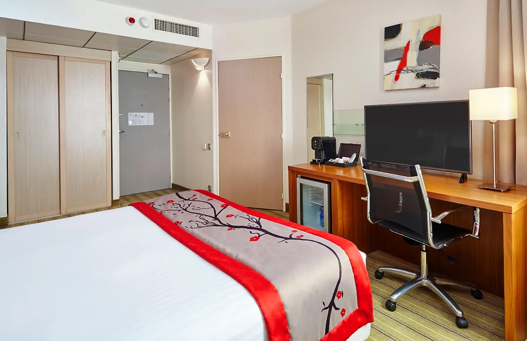 Holiday Inn Toulon City Centre By Ihg-1