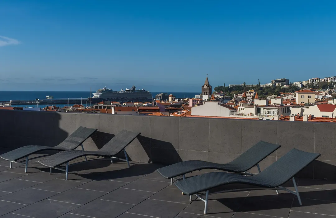 The Editory Garden Carmo Funchal-1