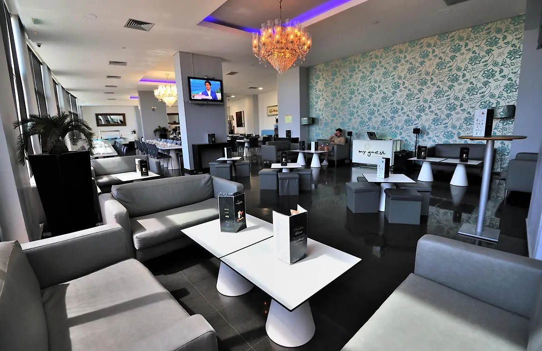 Oceano Atlantico Apartamentos Turisticos-1