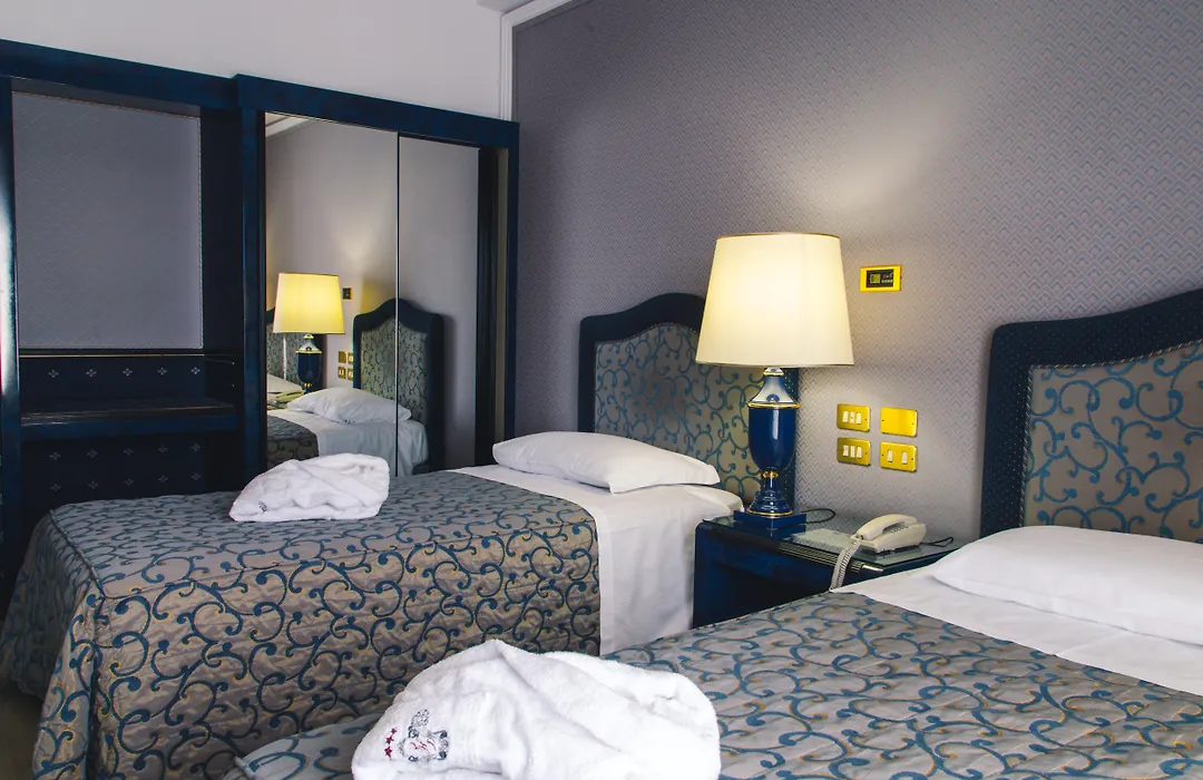 Grand Hotel Excelsior-1