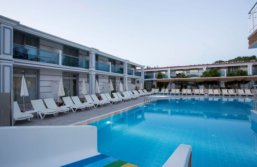 Sun Club Side Hotel-1