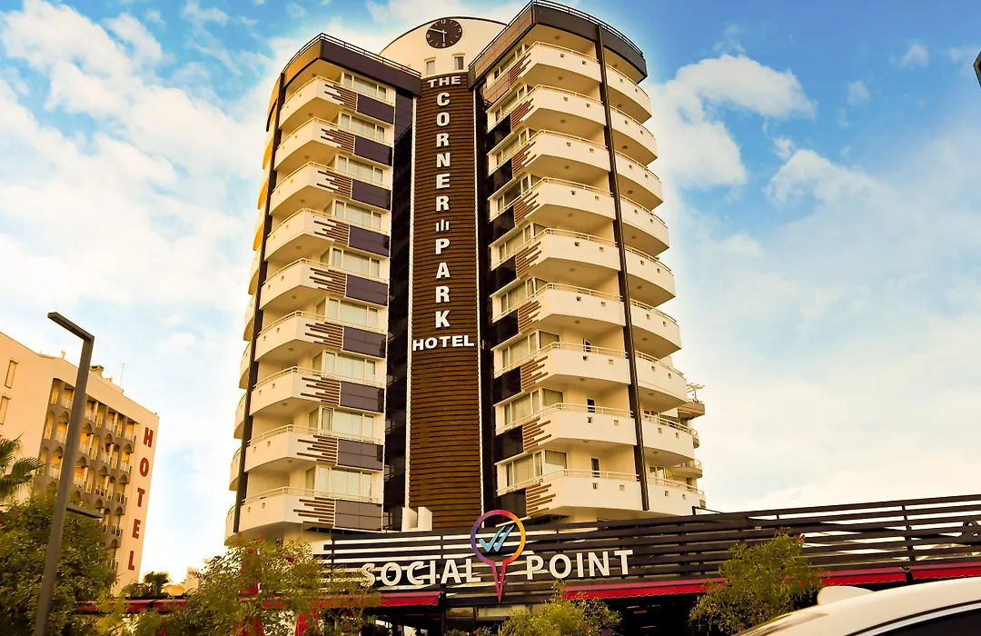 The Corner Park Hotel-1