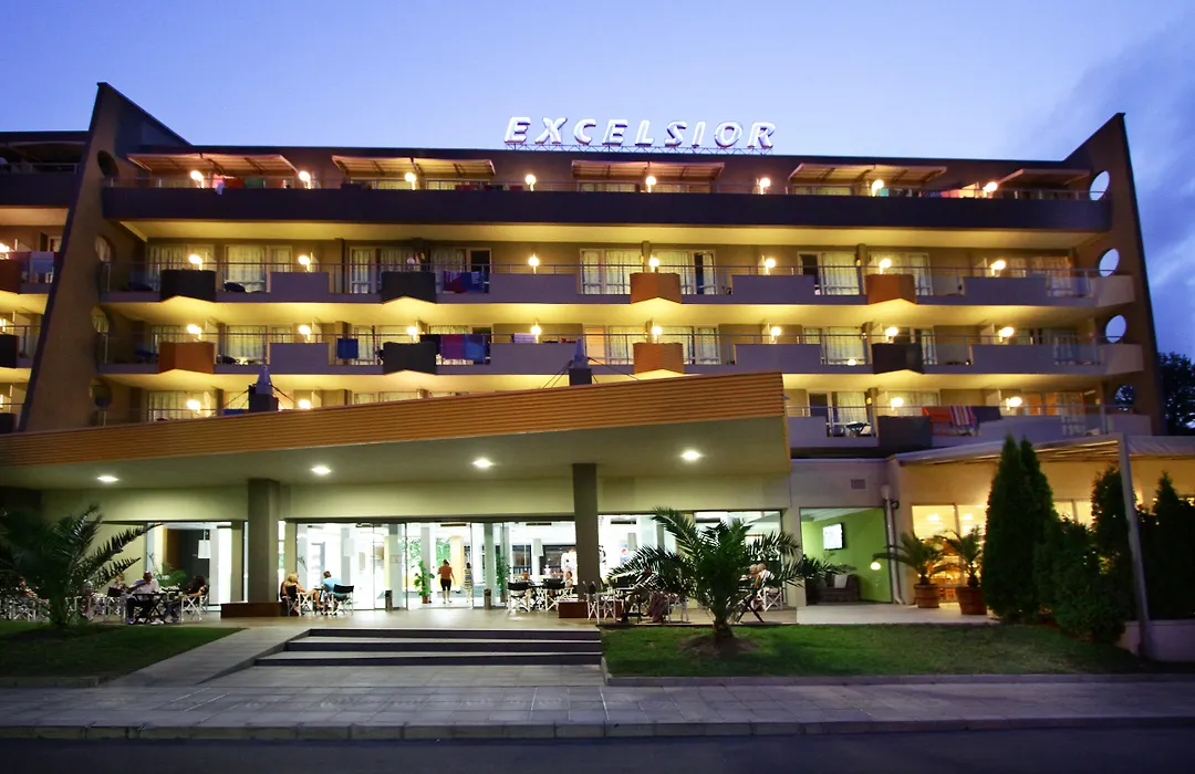 Hotel Excelsior-1