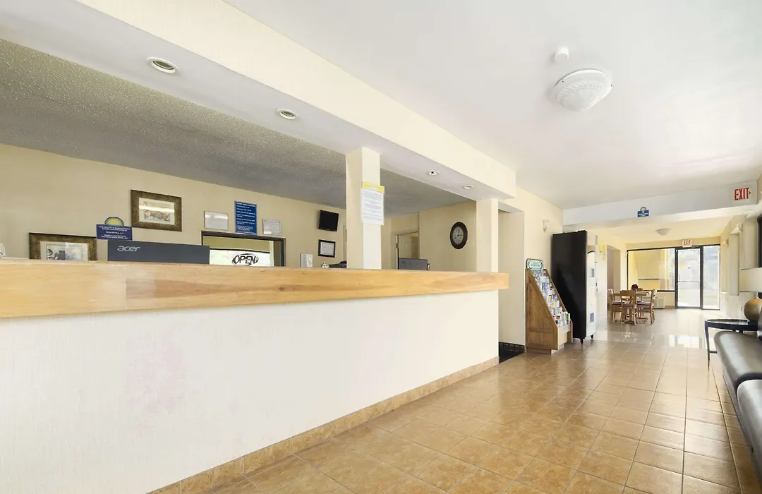 Days Inn By Wyndham Brunswick/St. Simons Area-1