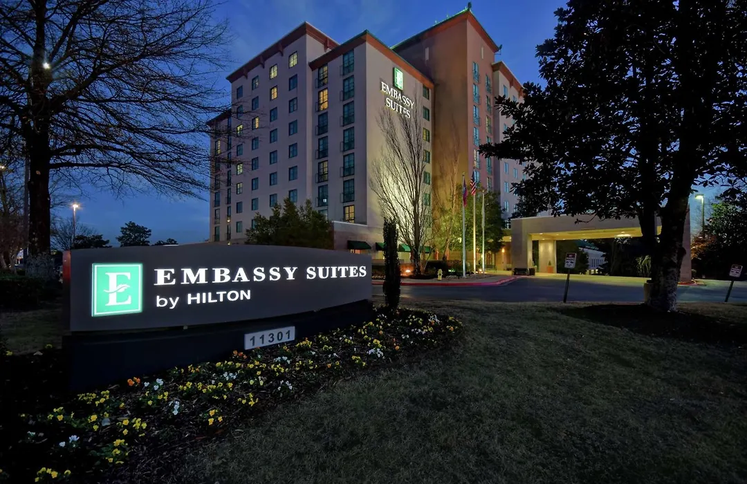 Embassy Suites Little Rock-1