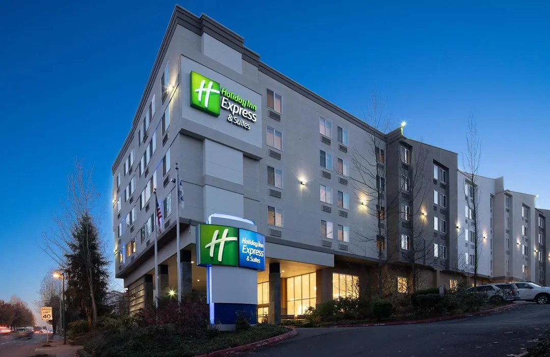 Holiday Inn Express & Suites Seattle-Sea-Tac Airport By Ihg-1