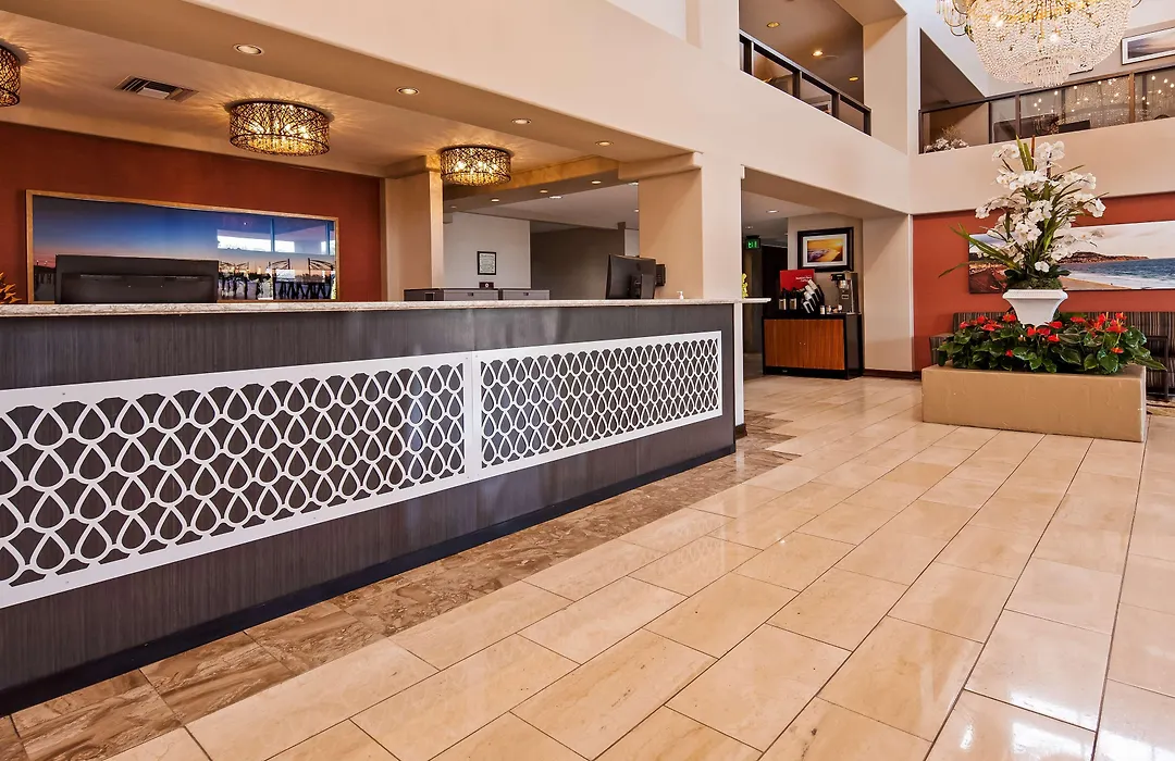 Best Western Plus Redondo Beach Inn-1