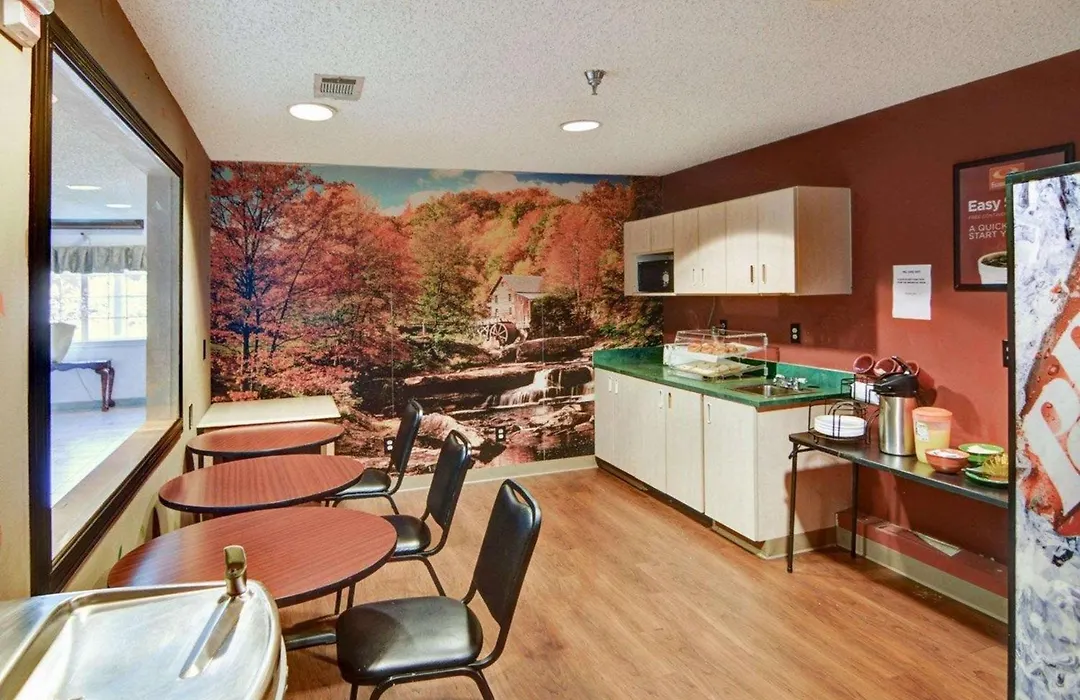 Rodeway Inn & Suites Lewisville I-35-1