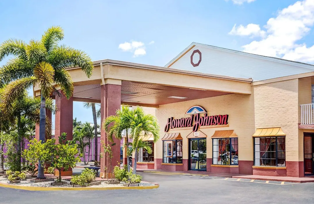 Howard Johnson By Wyndham Ft. Myers Fl-1