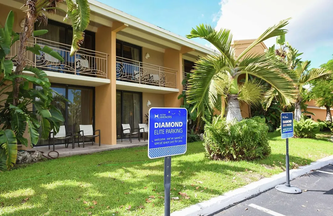 Hampton Inn Key Largo-1