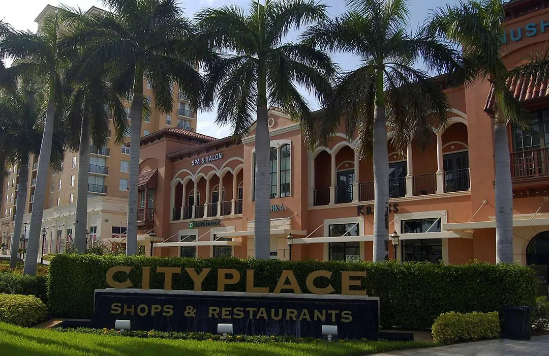 Hilton Palm Beach Pbi-1