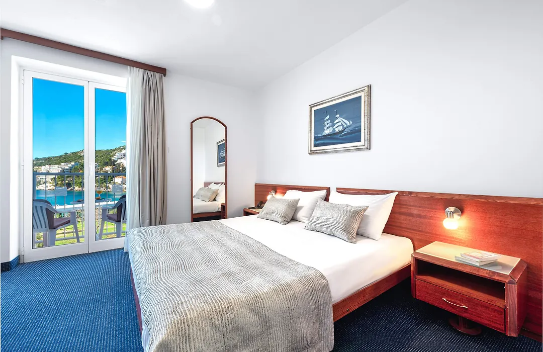 Hotel Komodor-1