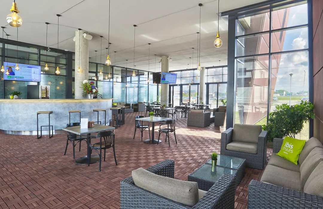 Aurora Hotel Klaipeda-1