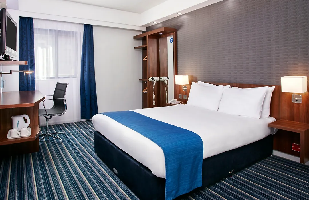 Holiday Inn Express Belfast City By Ihg-1