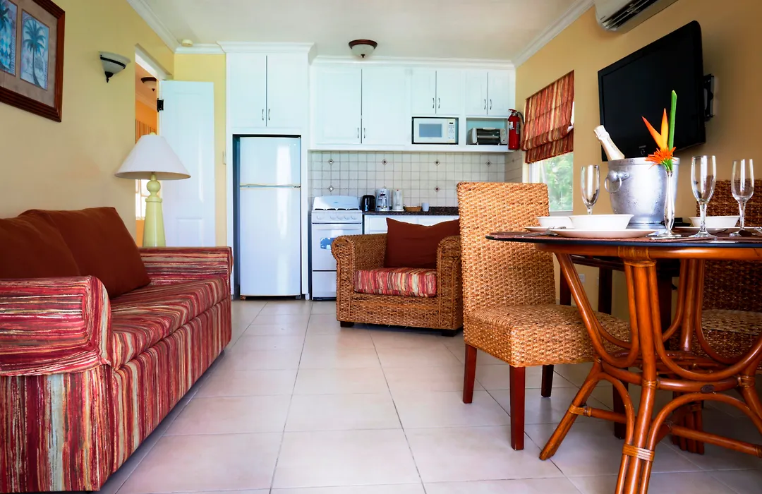 Yellow Bird Hotel-1