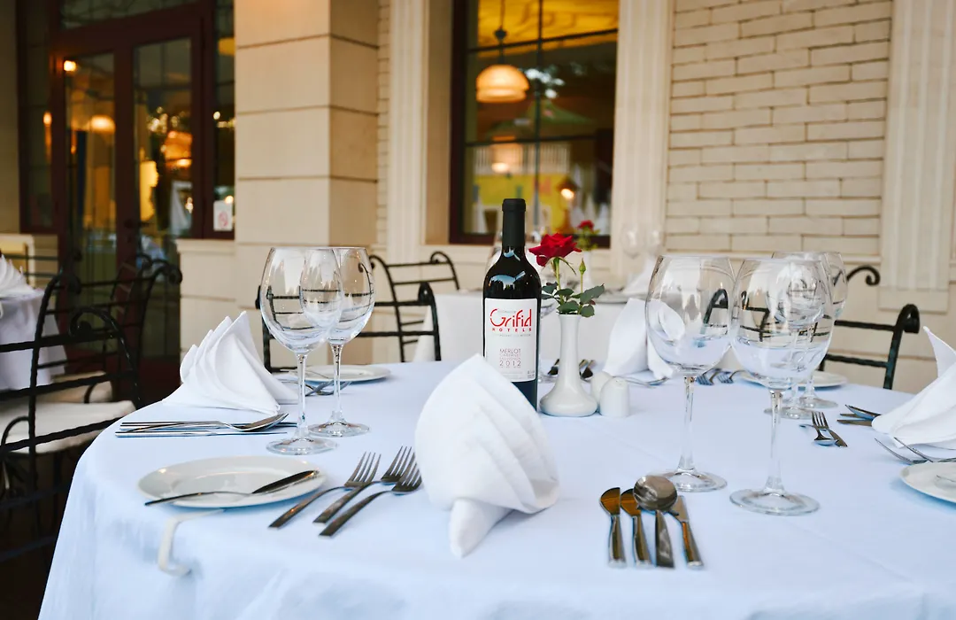 Grifid Arabella Hotel-1
