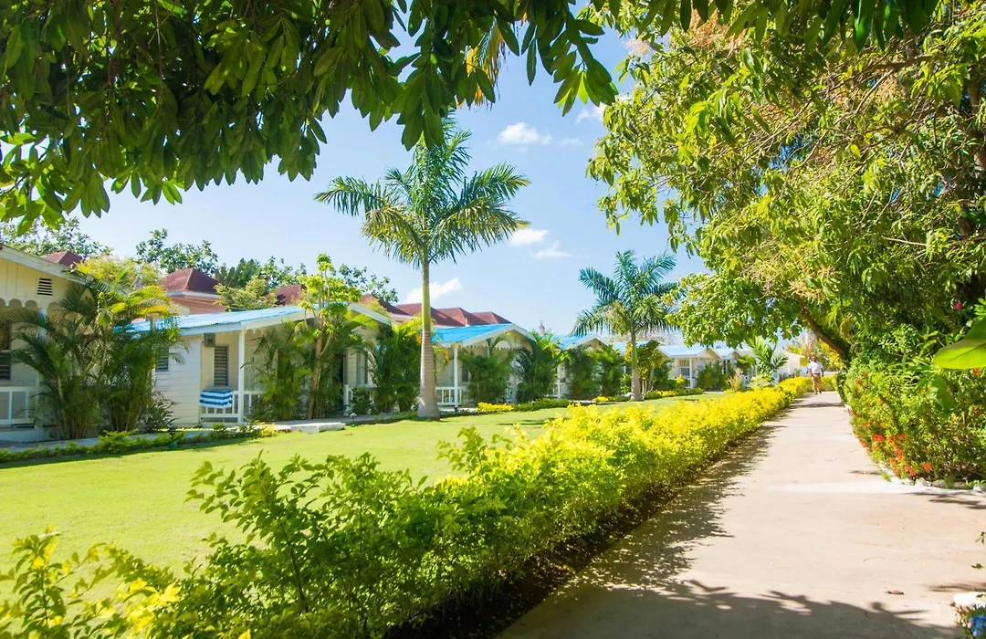 Travellers Beach Resort-1