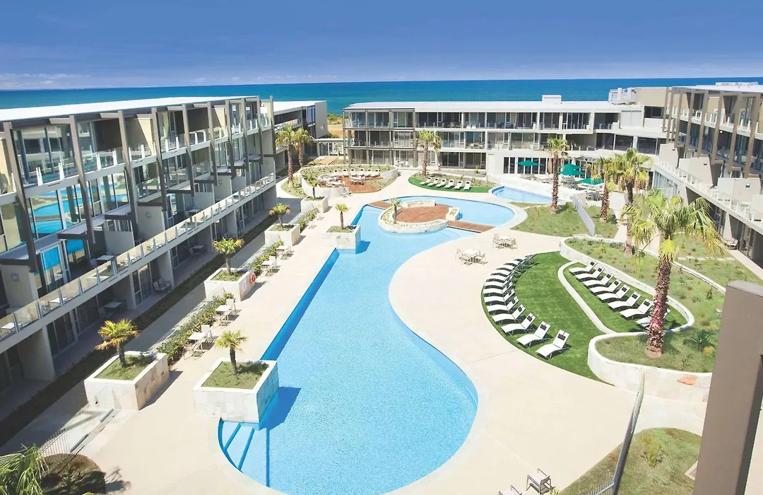 Wyndham Resort Torquay-1