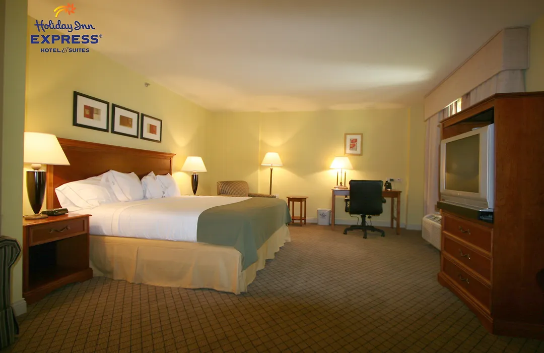 Holiday Inn Express Trincity By Ihg-1