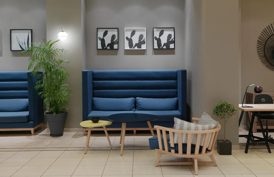 Hotel Avra By Smile Hotels - Free Airport Shuttle-1