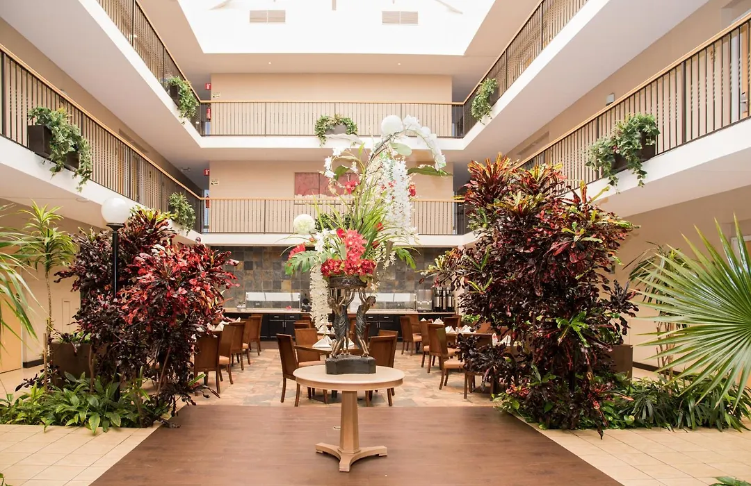 Best Western Plus Monterrey Airport-1