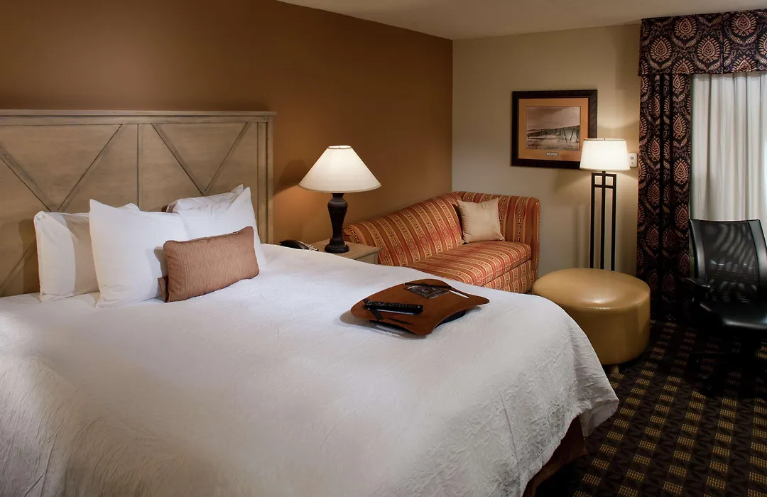 Hampton Inn Austin Round Rock-1