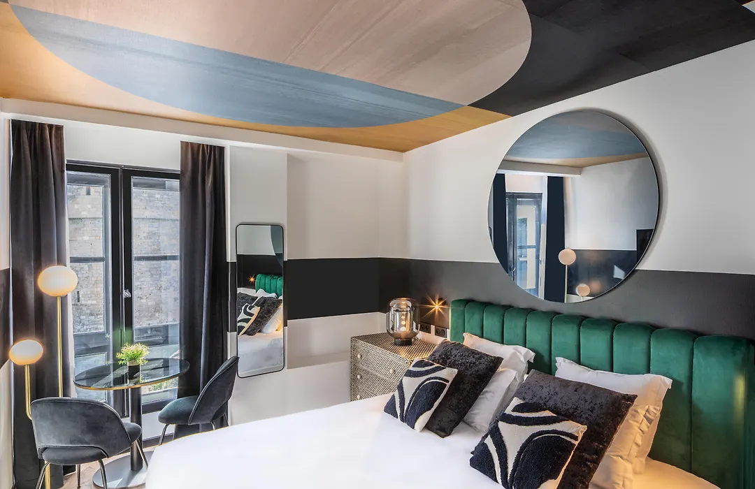 Maisons Du Monde Hotel & Suites - La Rochelle Vieux Port-1