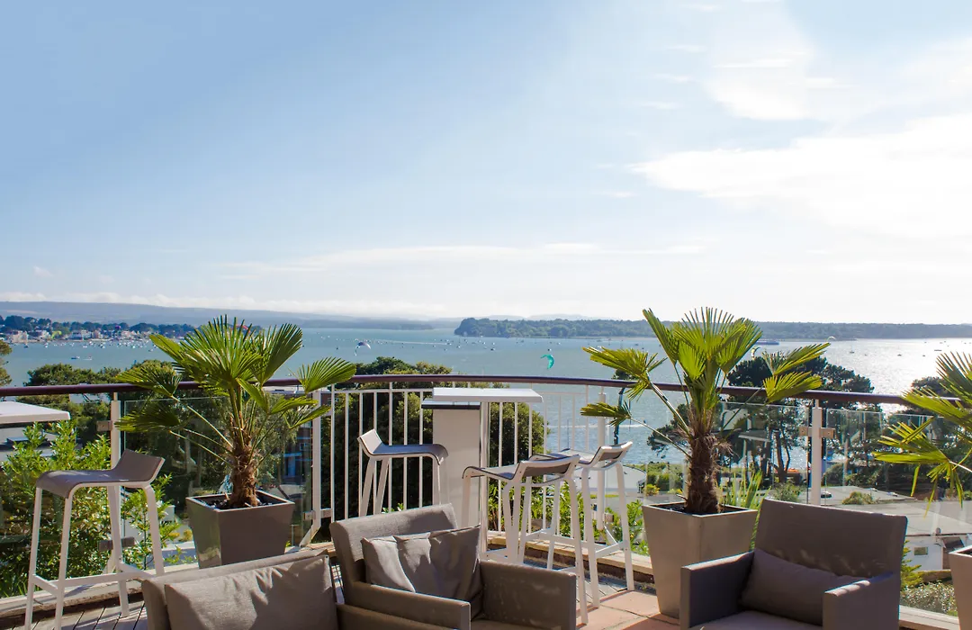 Harbour Heights Hotel-1