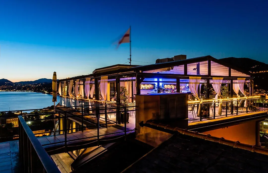Hotel Vis à Vis-1