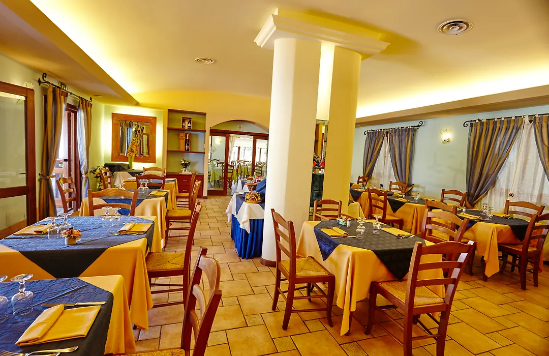 Hotel Cala Mirto-1