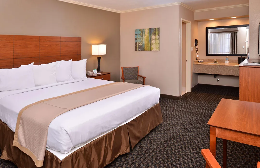 Best Western Oxnard Inn-1