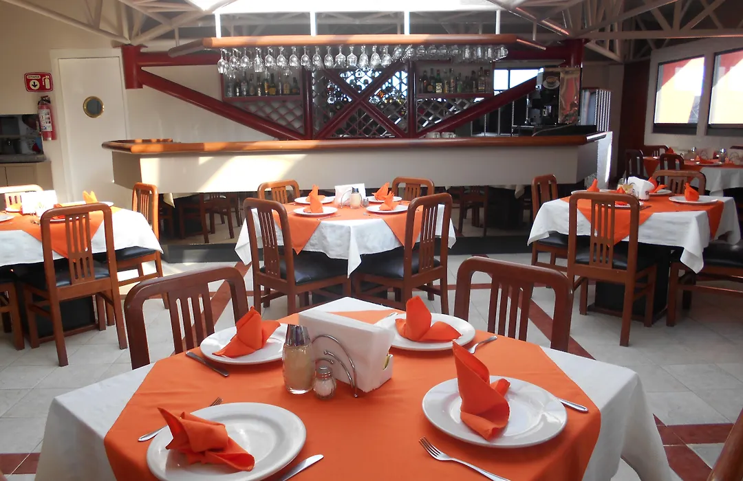 Hotel Puente Real-1