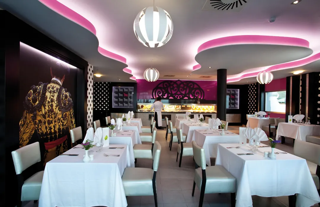 Hotel Riu Palace Nautilus - Adults Only-1